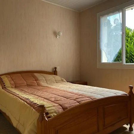 Casa vacanze Maison Individuelle à Avec Terrasse Et Jardin - Fr-1-336-73 *